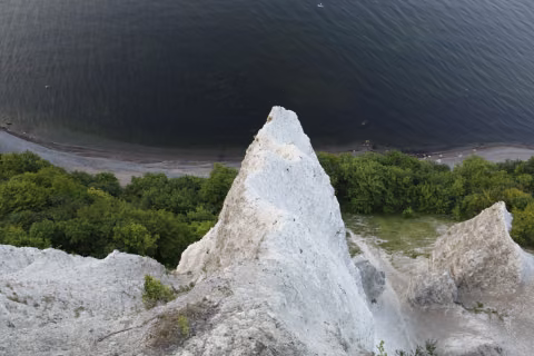 Kreidefelsen am Jasmund auf Rügen, Ostsee, Aussicht nach Caspar David Friedrich